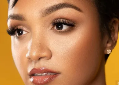 6 Skin Benefits of Dermaplaning