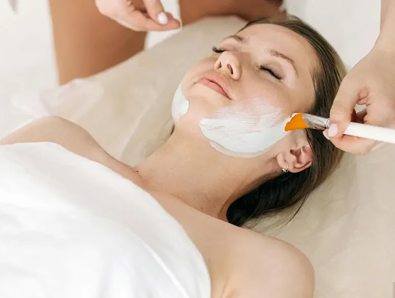 What Does An Exfoliating and Lightening Facial Do For Your Skin?