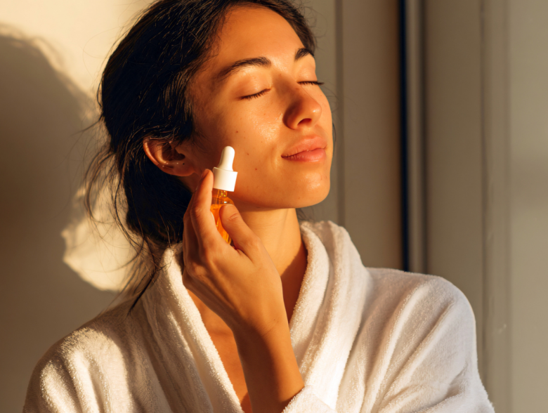 Retinol Vs Hydroquinone - Understanding the Differences