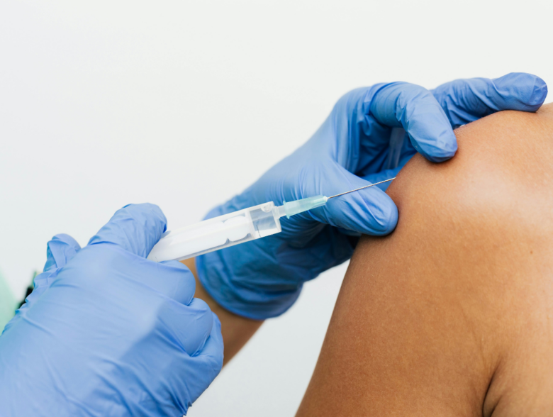 Provider preparing a vitamin B12 and lipotropic injection at a San Antonio med spa